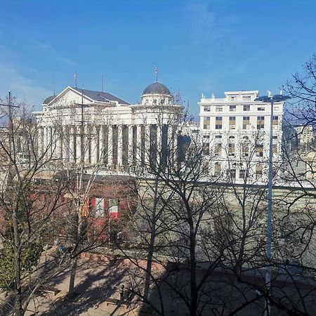 Calla 4 Apartment - Main Square, In The City Shopping Center - Parking Slot With Securiti And Video Camera Skopie Exterior foto