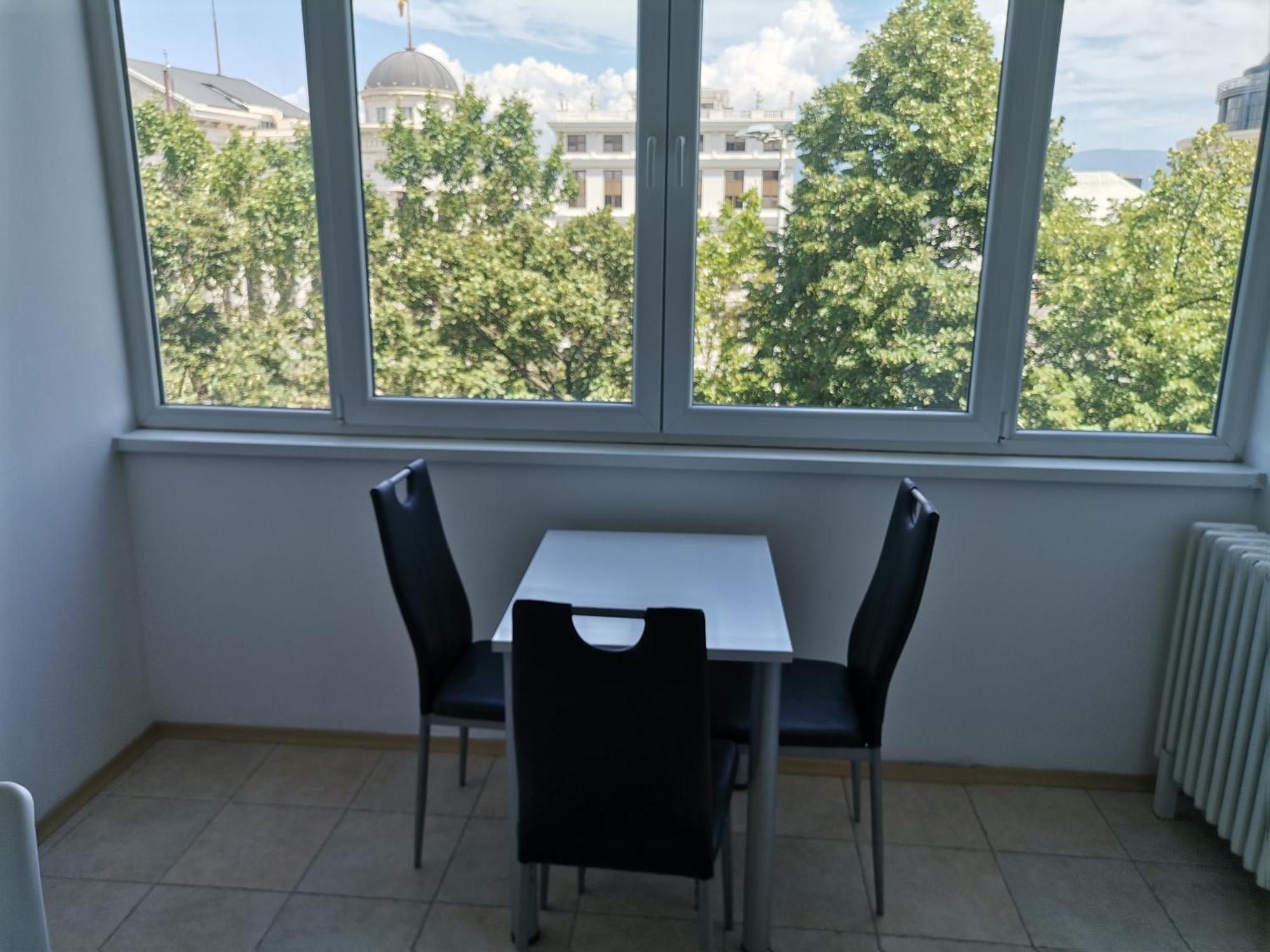 Calla 4 Apartment - Main Square, In The City Shopping Center - Parking Slot With Securiti And Video Camera Skopie Exterior foto